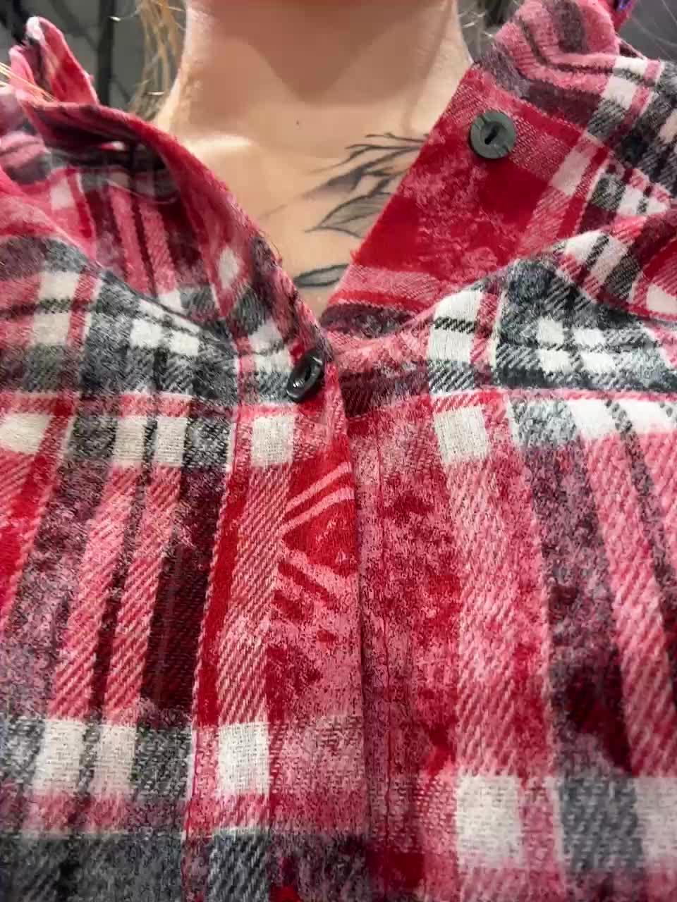 View or download file christi_candy on 2024-10-14 from bongacams