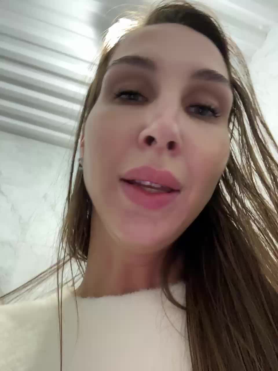 View or download file hothoneybabe on 2024-10-14 from bongacams