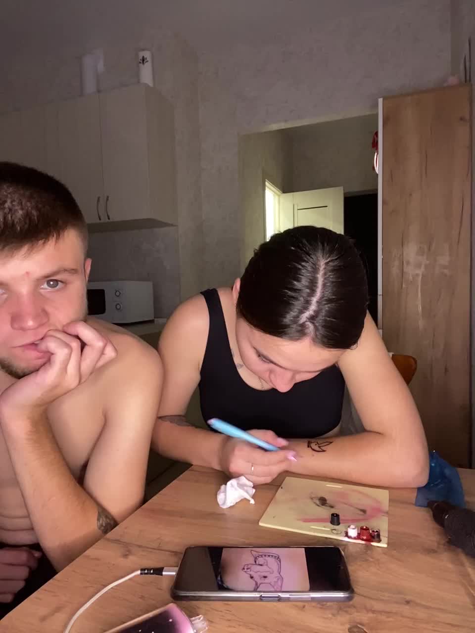 View or download file kapuaro20 on 2024-10-14 from bongacams