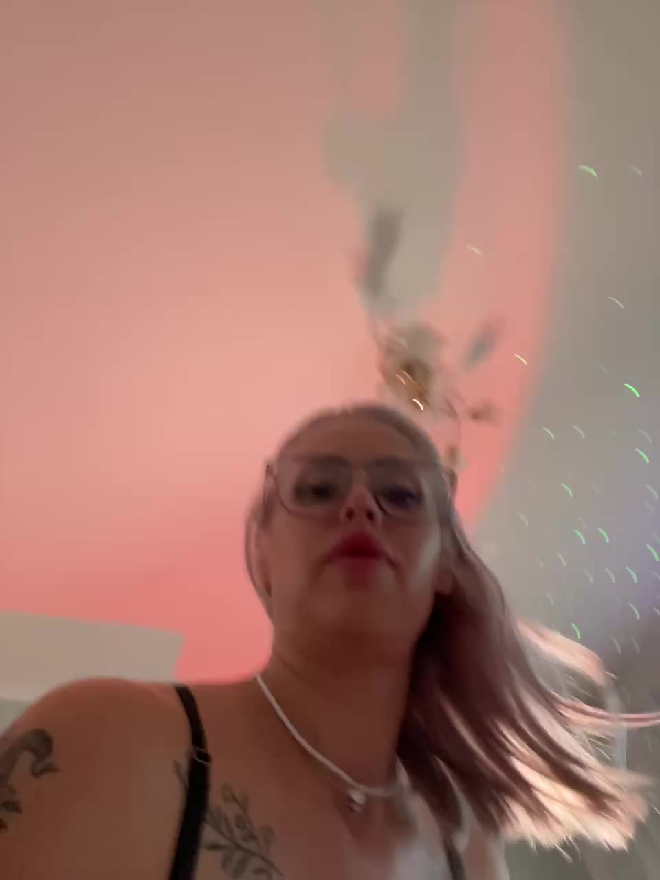 View or download file lateloverrr on 2024-10-14 from bongacams