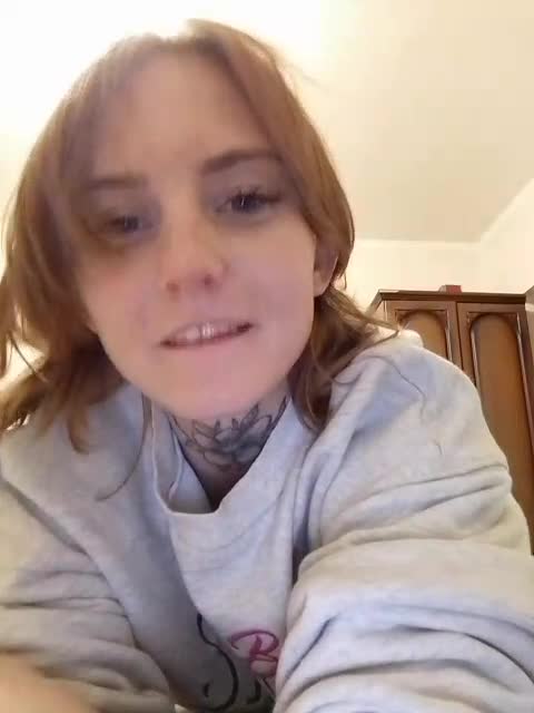 View or download file niki2001 on 2024-10-14 from bongacams