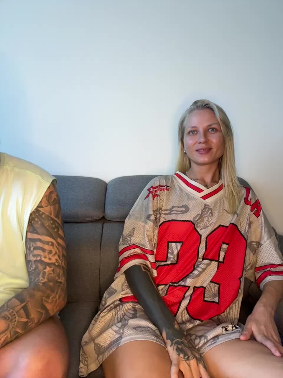 View or download file twins666 on 2024-10-14 from bongacams