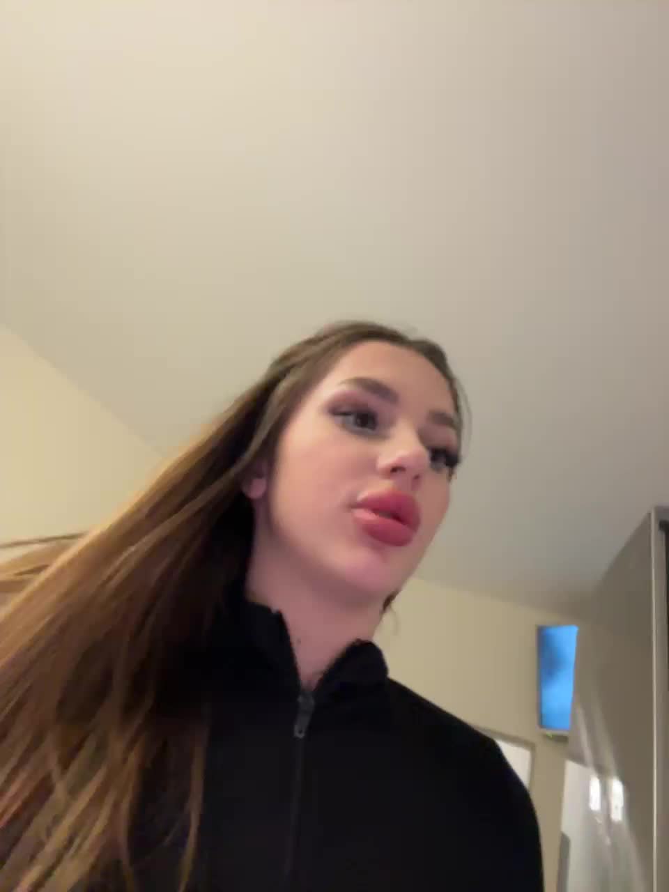 View or download file babydarii on 2024-10-15 from bongacams