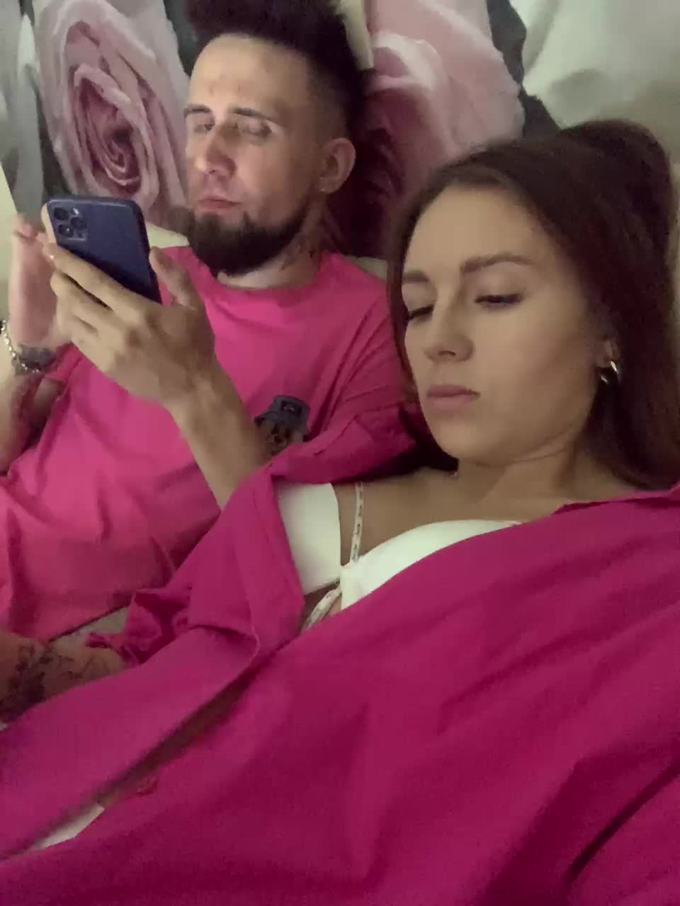 View or download file kaliss1599 on 2024-10-15 from bongacams