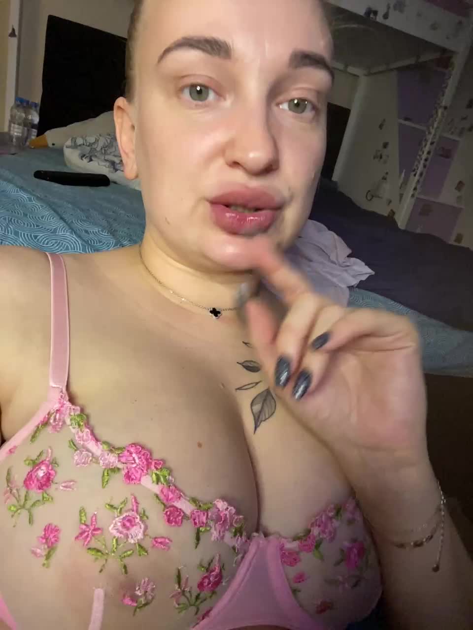 View or download file vanila_markys on 2024-10-15 from bongacams