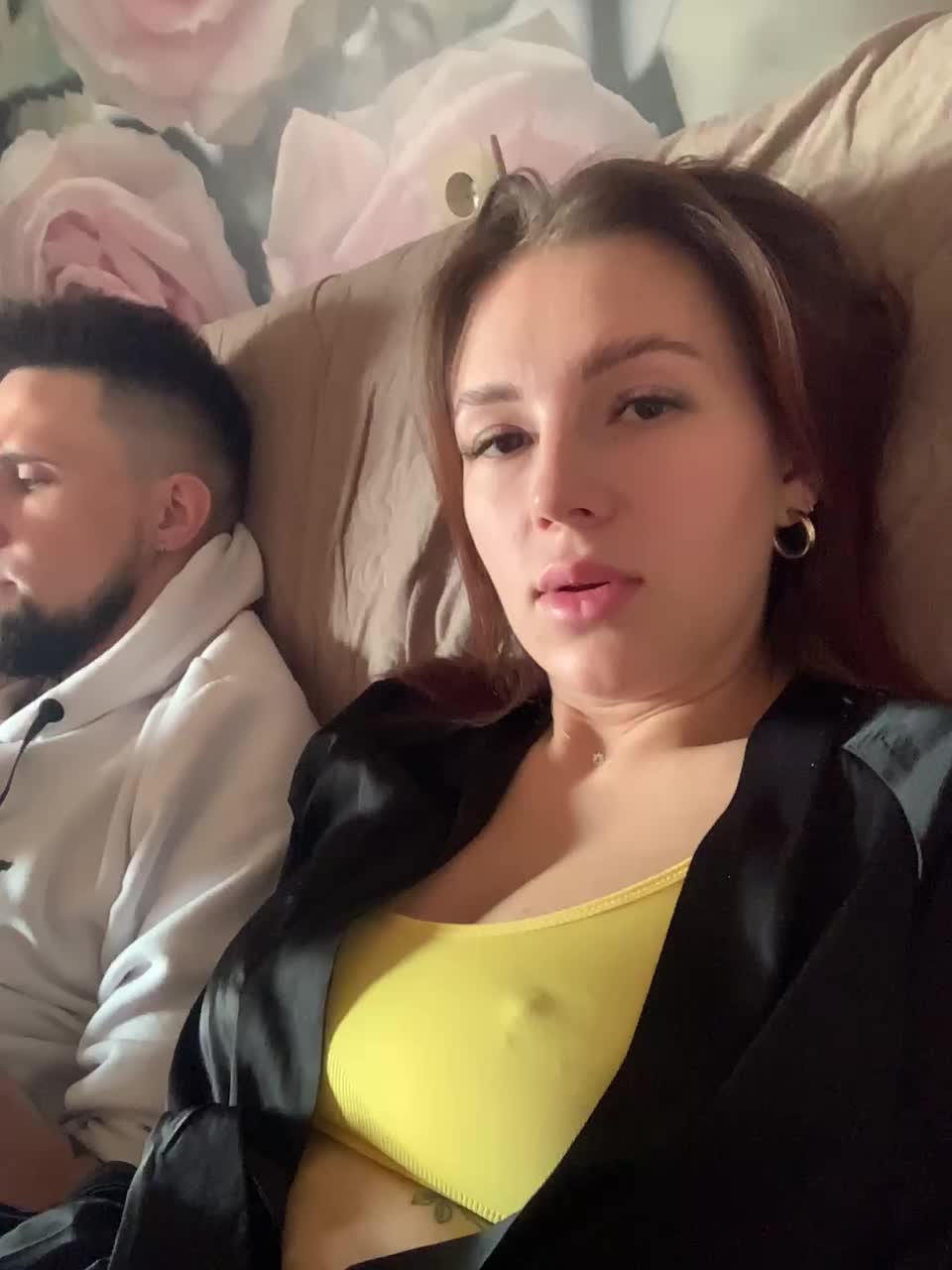 View or download file kaliss1599 on 2024-10-16 from bongacams