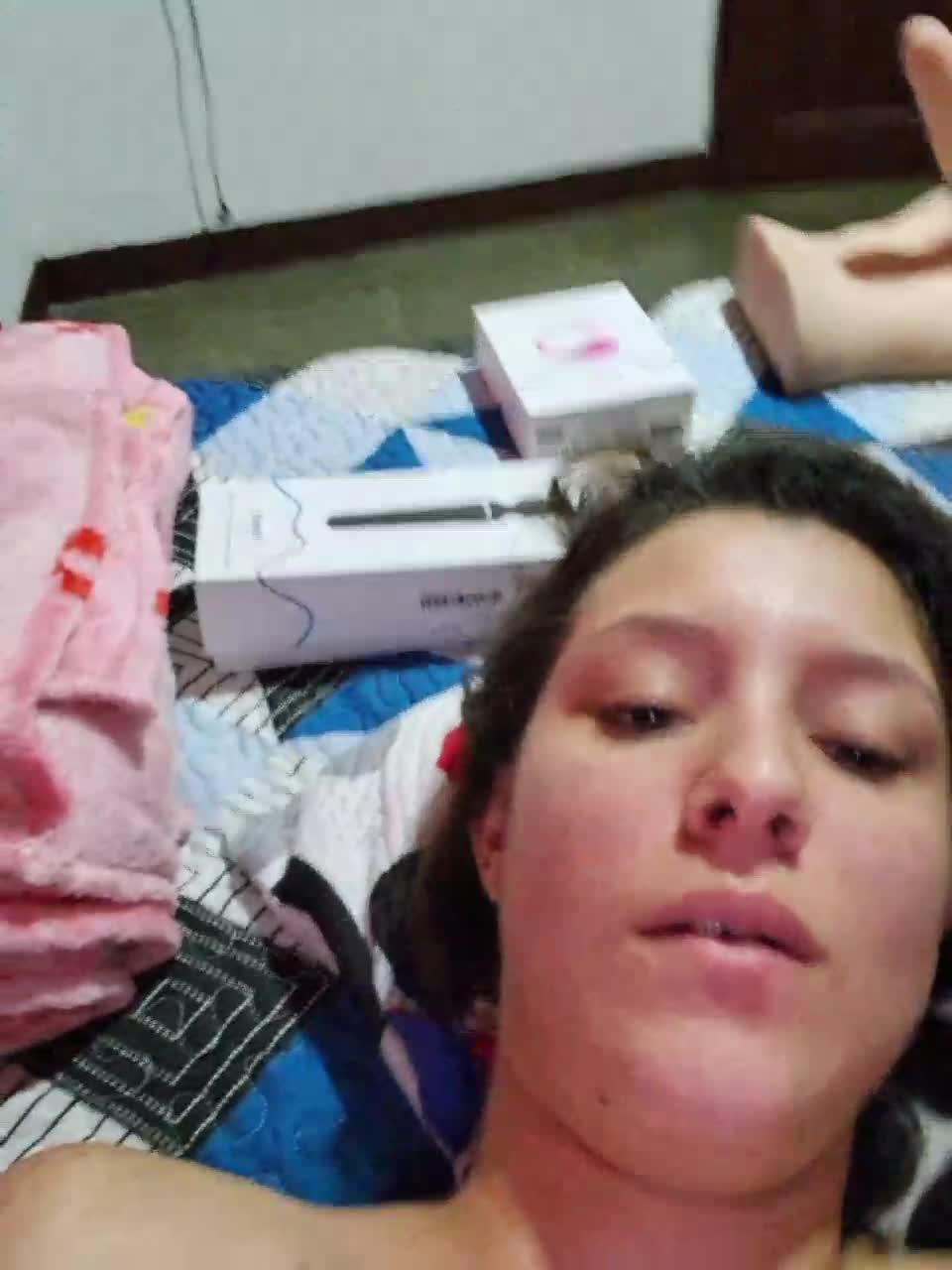 View or download file sussiandmate0 on 2024-10-16 from bongacams