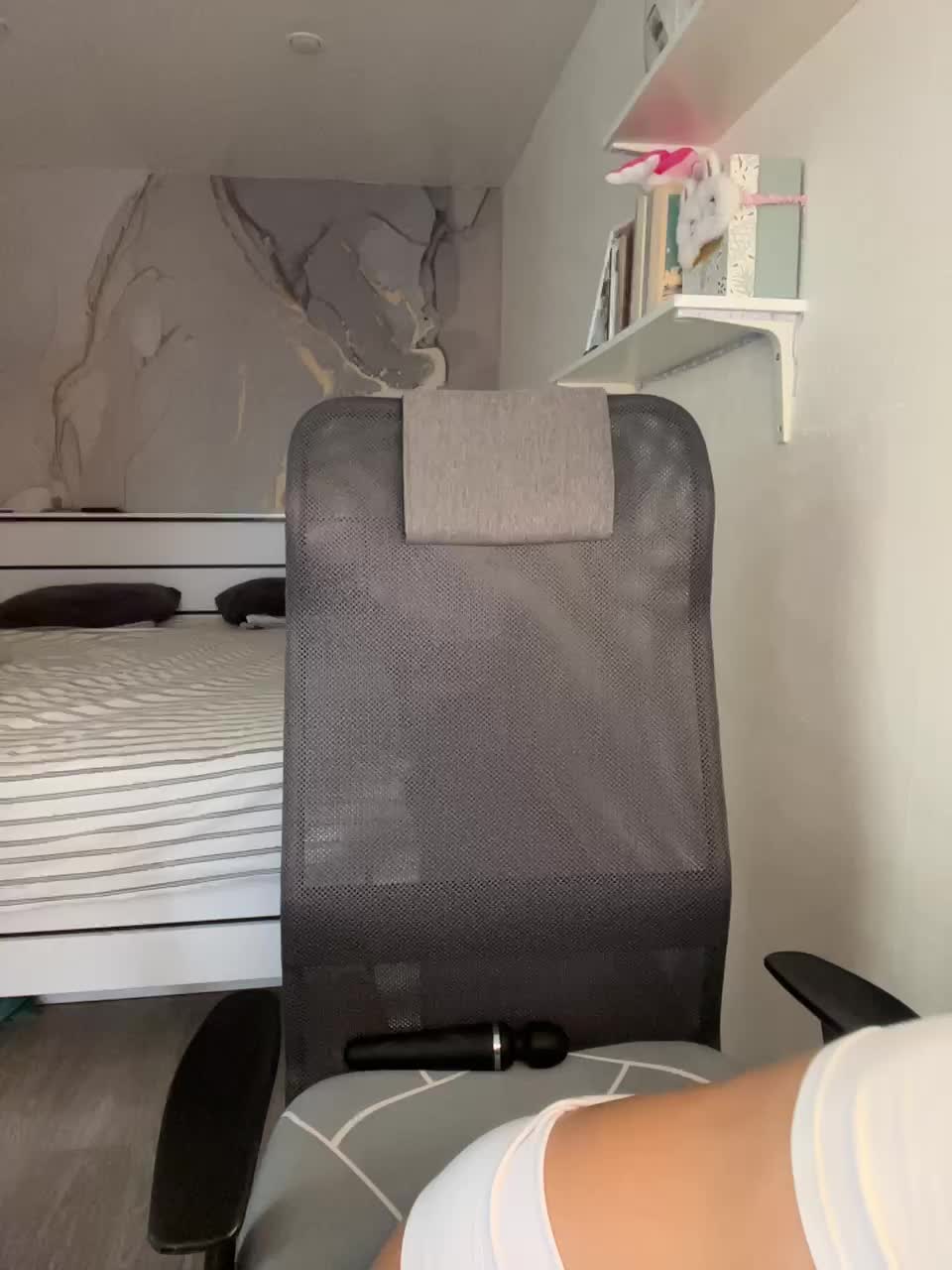 View or download file tenderpassion on 2024-10-16 from bongacams