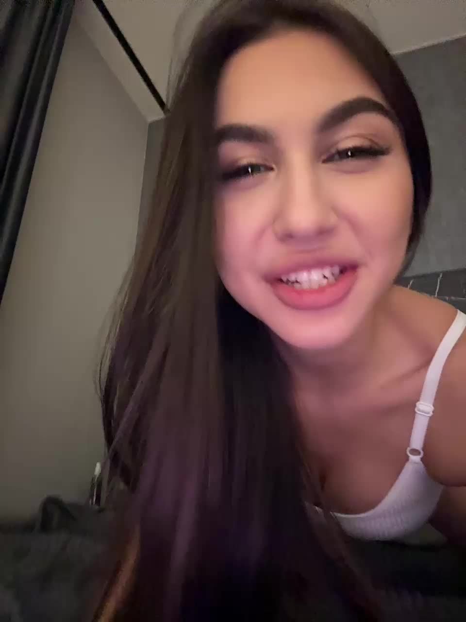 View or download file babysashababy on 2024-10-17 from bongacams