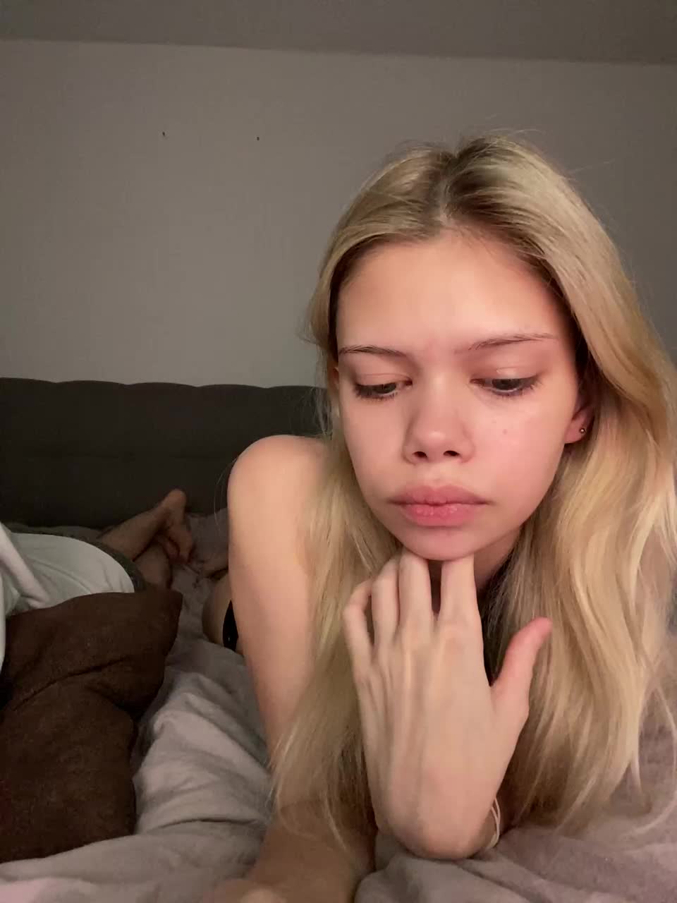 View or download file chansetolove on 2024-10-17 from bongacams