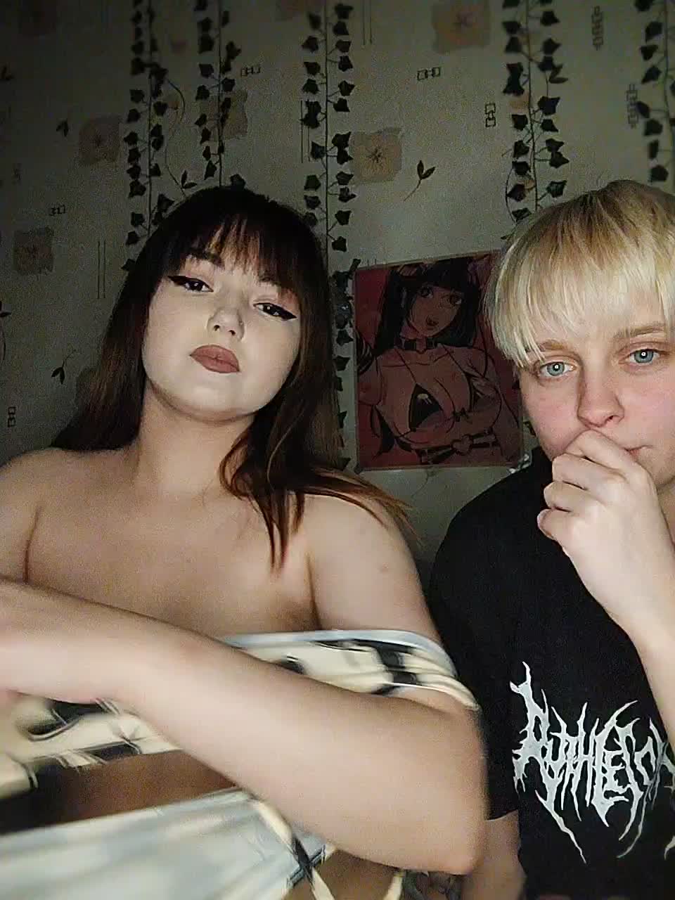 View or download file kittycolorfull on 2024-10-17 from bongacams