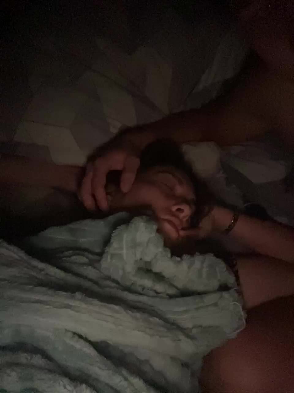 View or download file nika_0305 on 2024-10-17 from bongacams