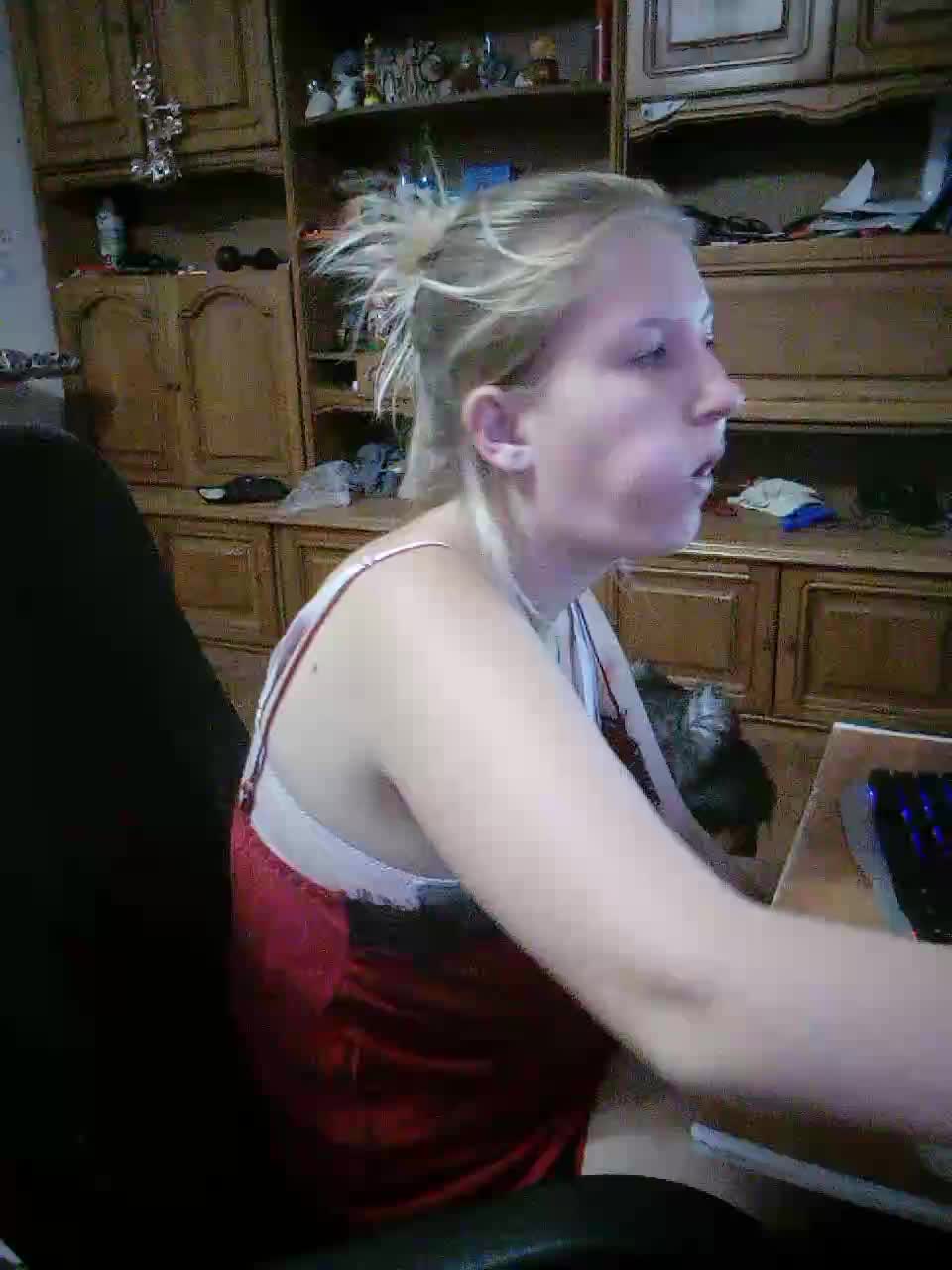 View or download file anna1202 on 2024-10-18 from bongacams