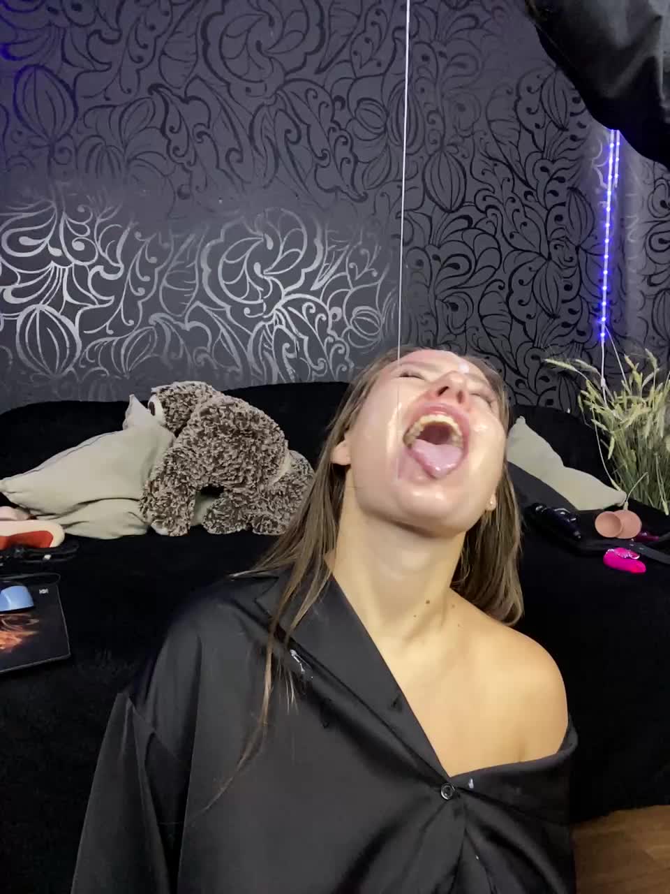 View or download file bolt_gadget on 2024-10-18 from bongacams