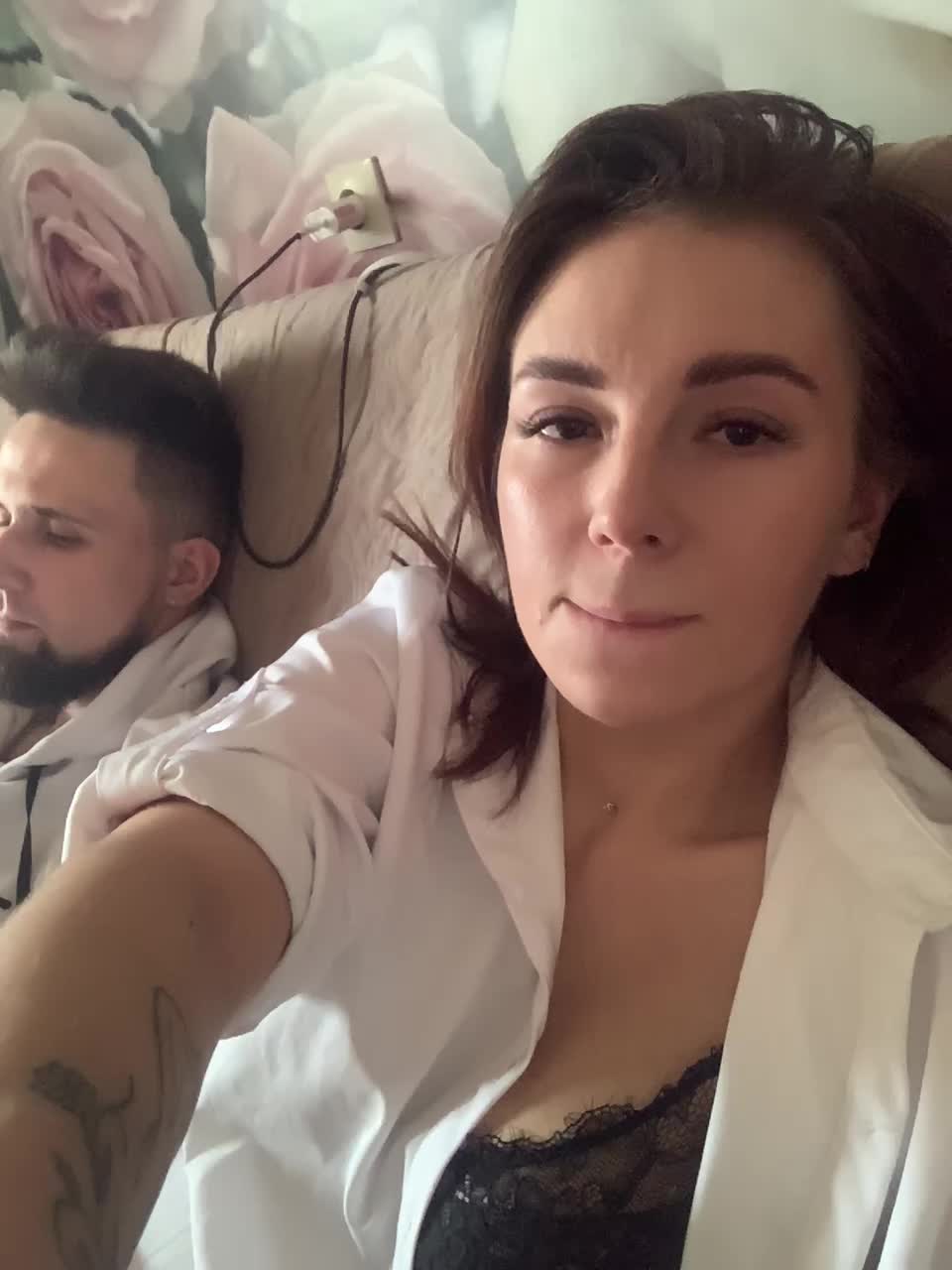 View or download file kaliss1599 on 2024-10-18 from bongacams