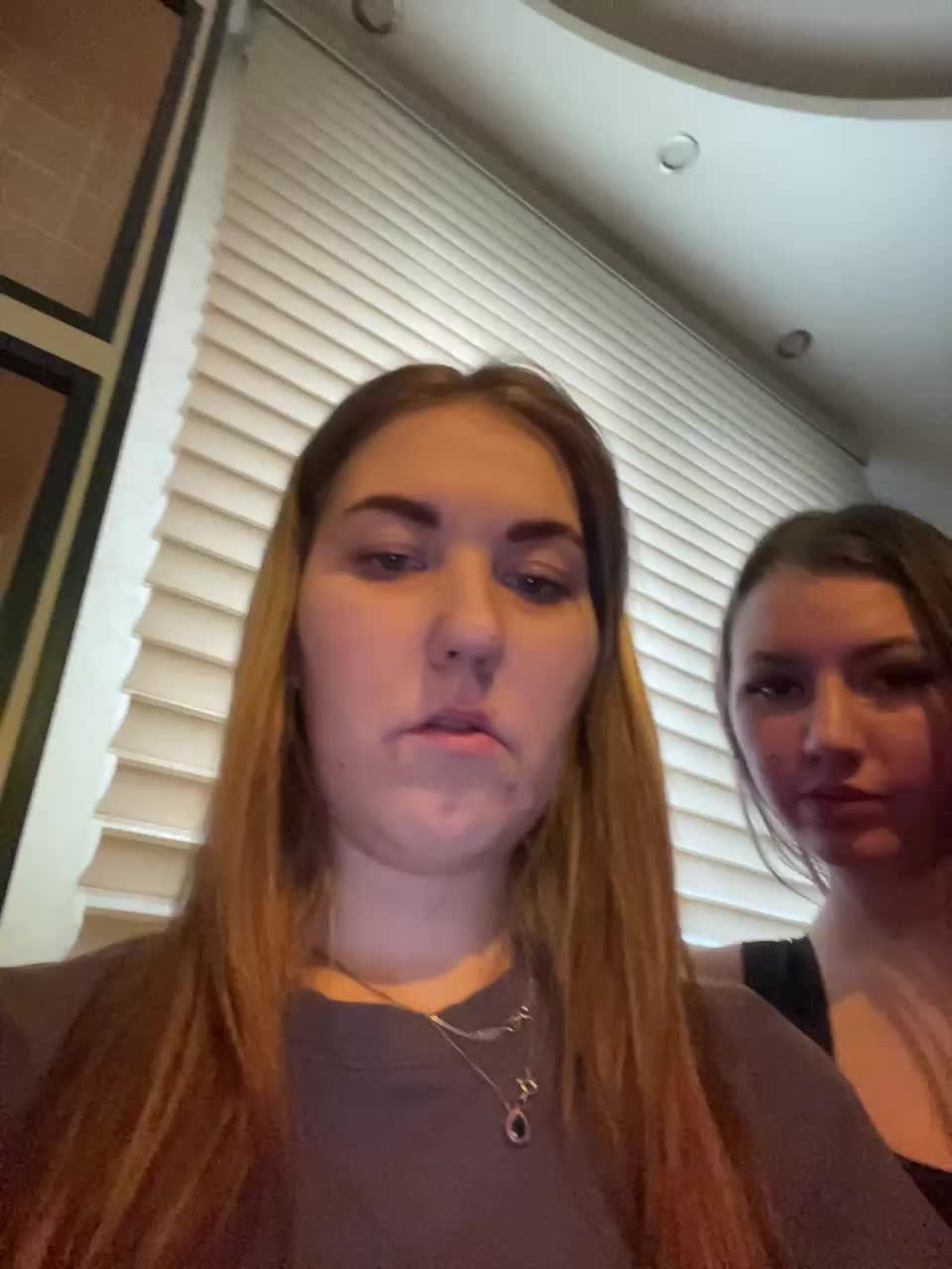 View or download file karolina7 on 2024-10-18 from bongacams