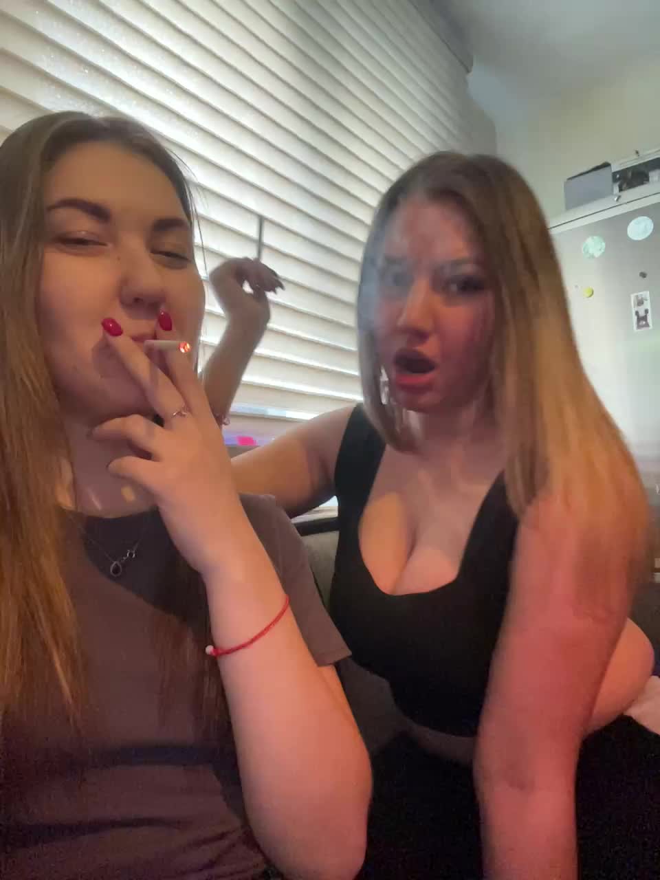 View or download file karolina7 on 2024-10-18 from bongacams