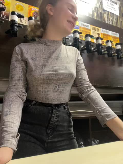 View or download file viktoriaastr on 2024-10-18 from bongacams