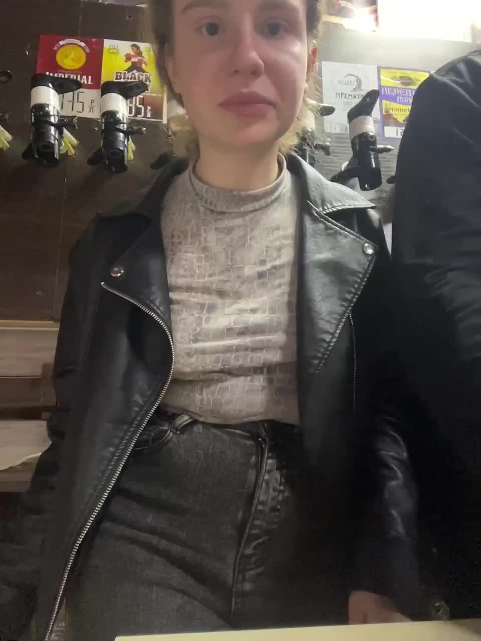 View or download file viktoriaastr on 2024-10-18 from bongacams