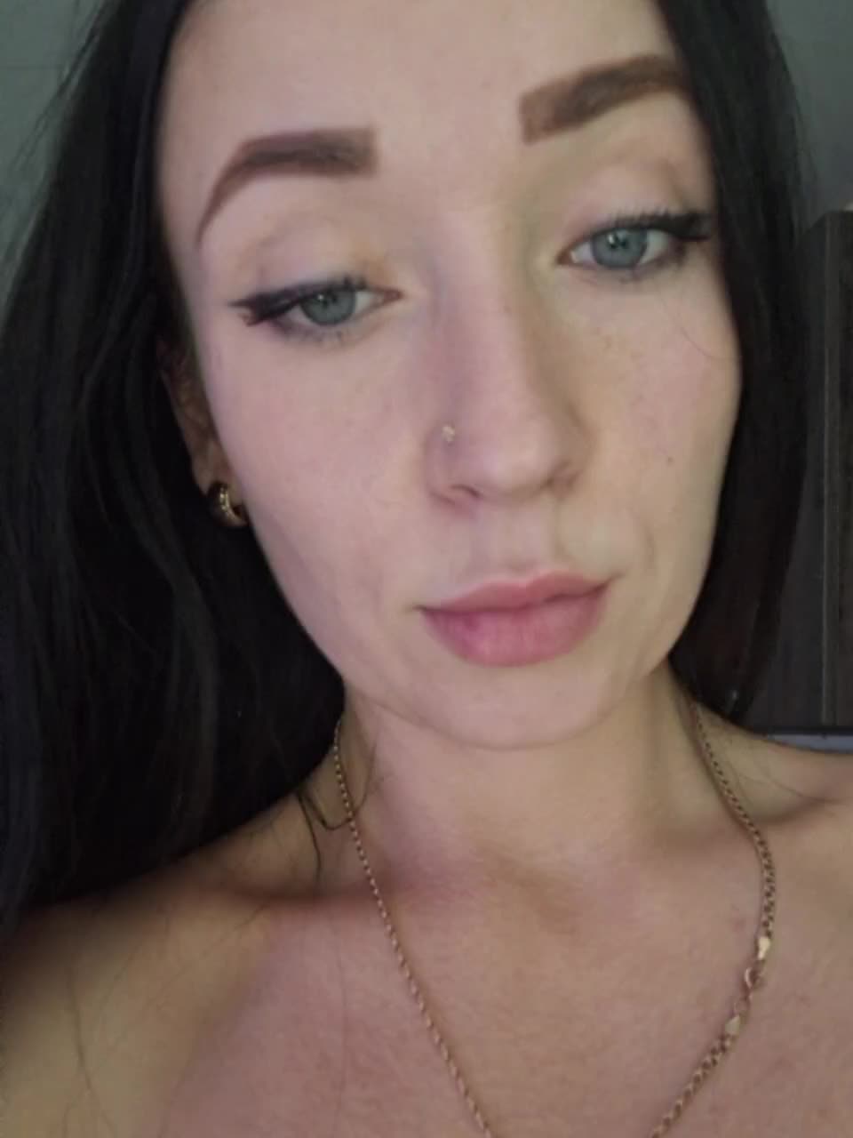 View or download file aureliyxxx on 2024-10-19 from bongacams