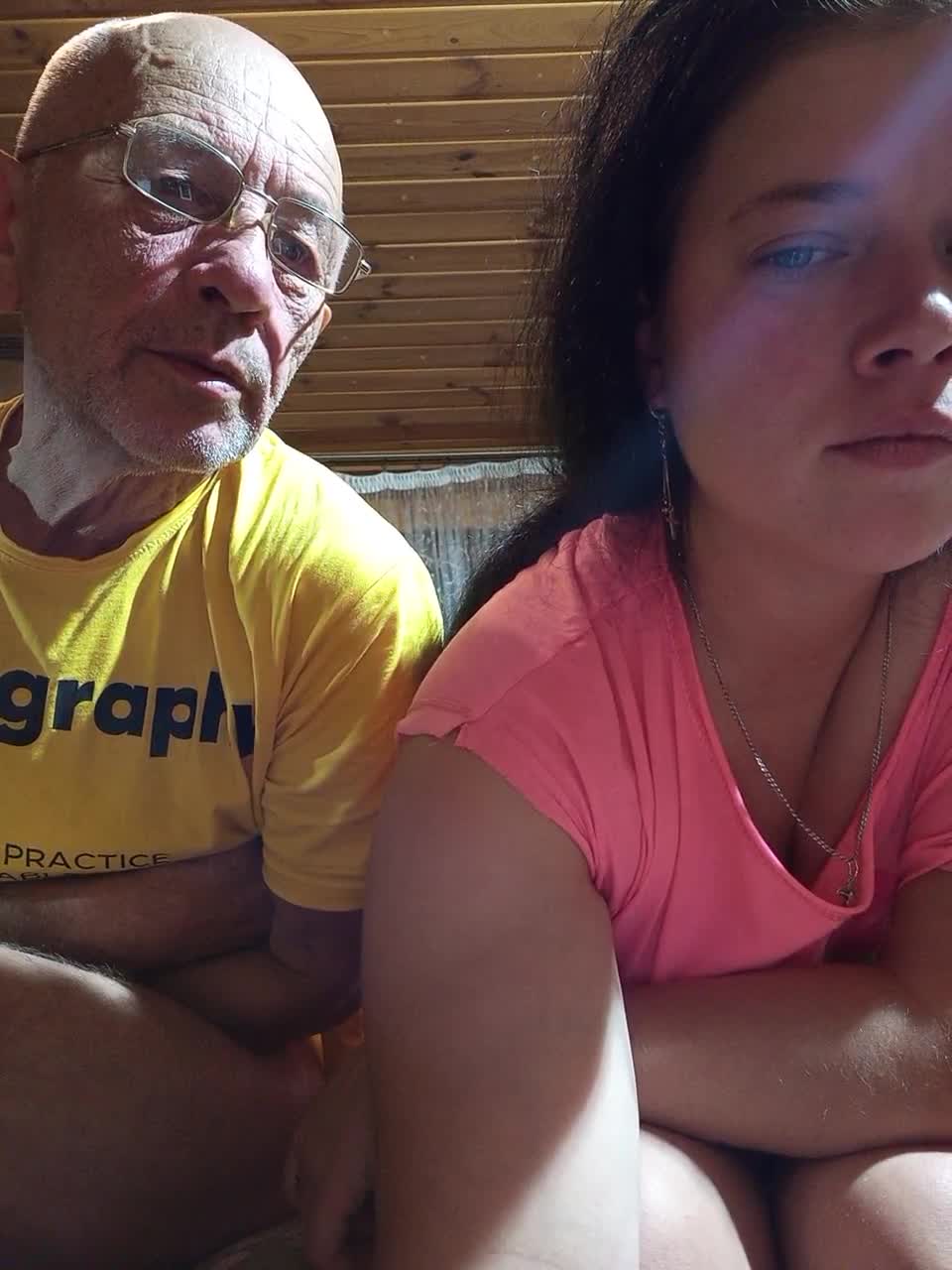 View or download file cindyxerics on 2024-10-19 from bongacams