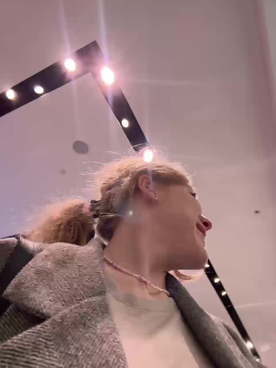 View or download file likachkaa on 2024-10-19 from bongacams