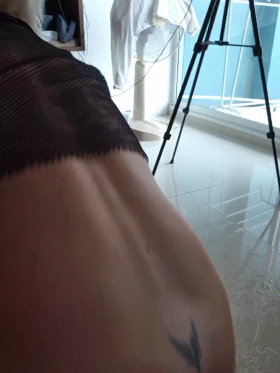 View or download file minnimia on 2024-10-19 from bongacams