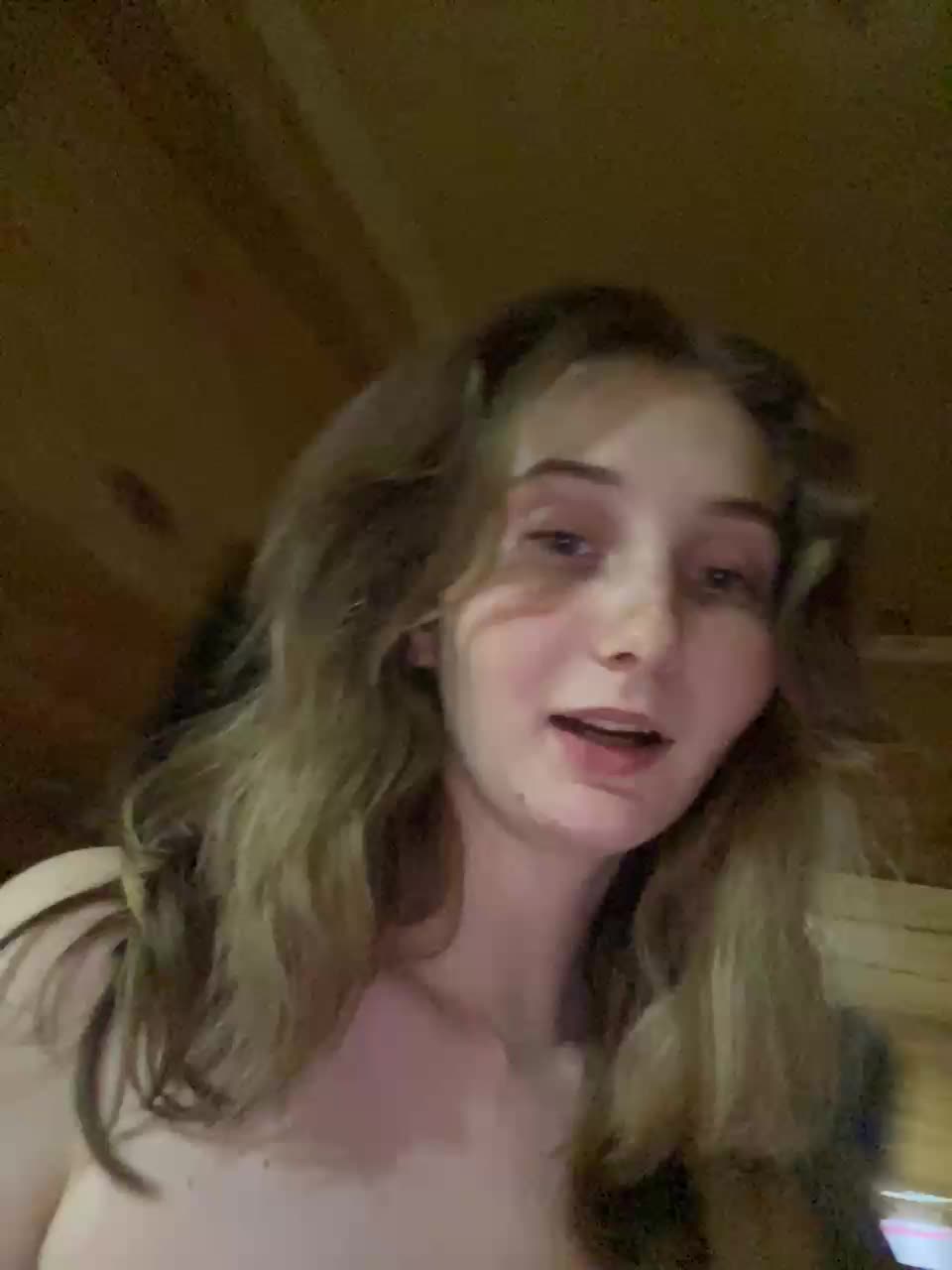 View or download file peachgirl on 2024-10-19 from bongacams