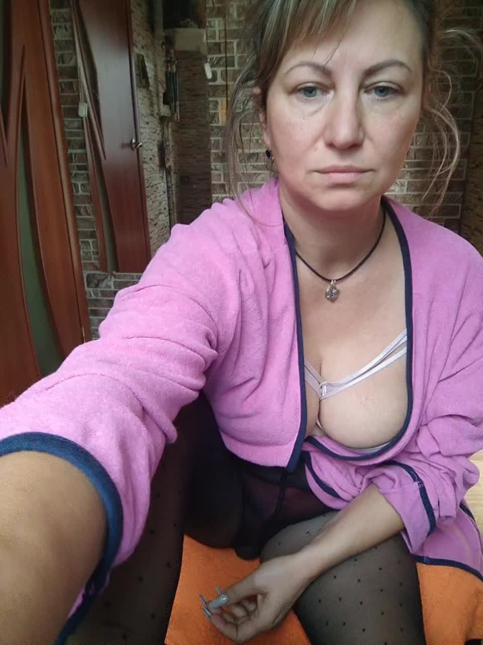 View or download file perepyganue on 2024-10-19 from bongacams