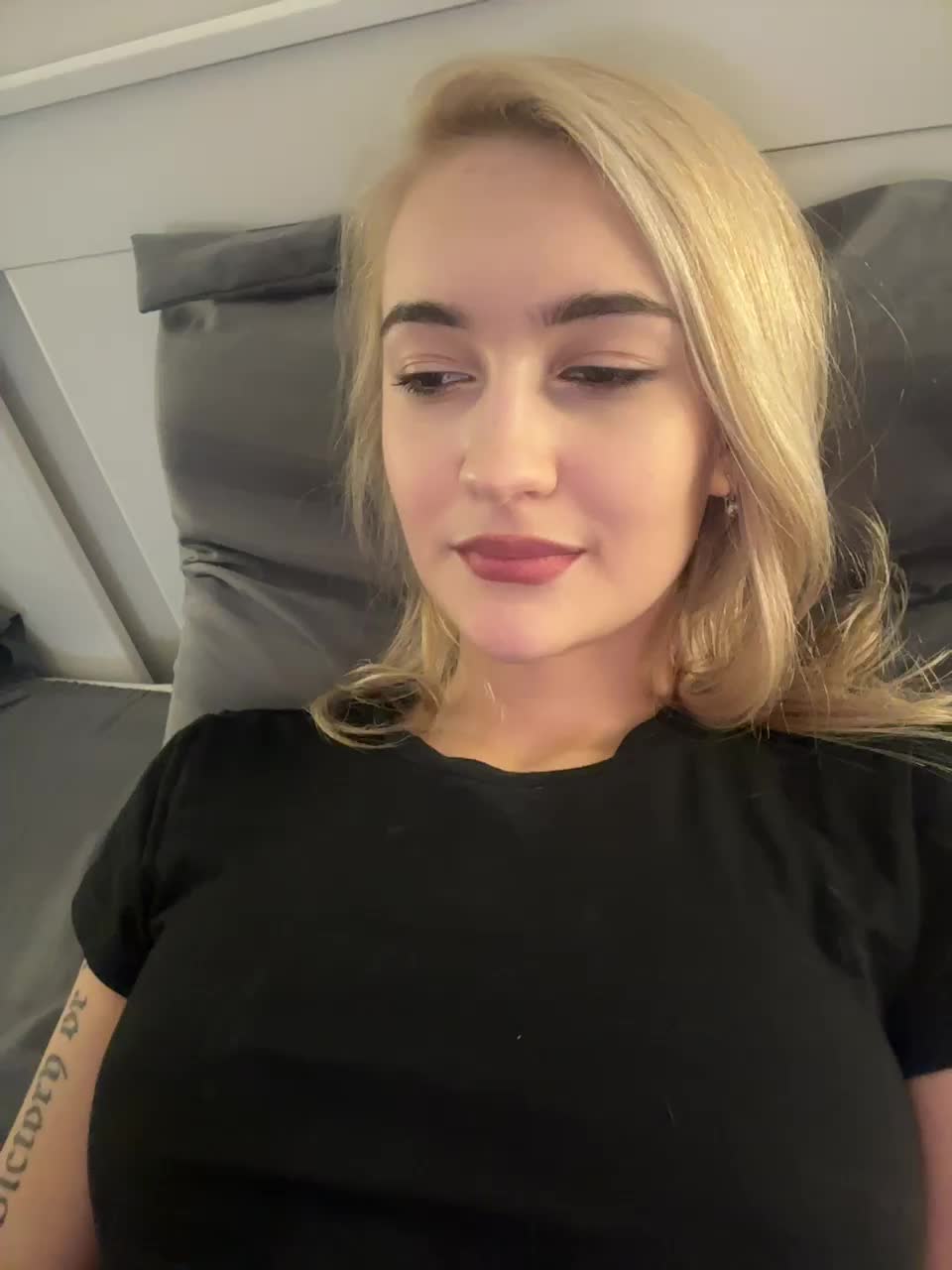 View or download file _lana_chester_ on 2024-10-20 from bongacams