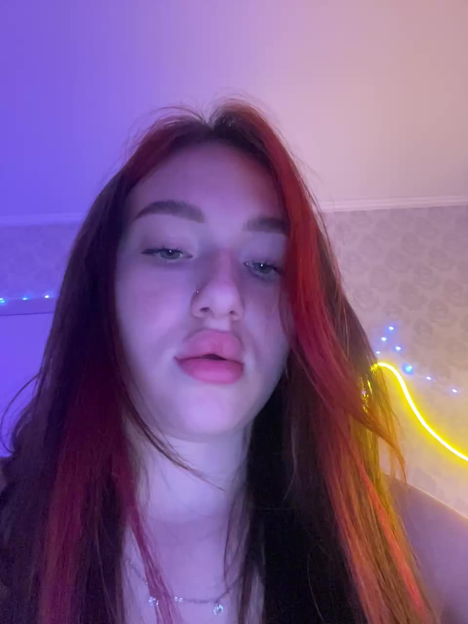 View or download file boredgirl on 2024-10-20 from bongacams