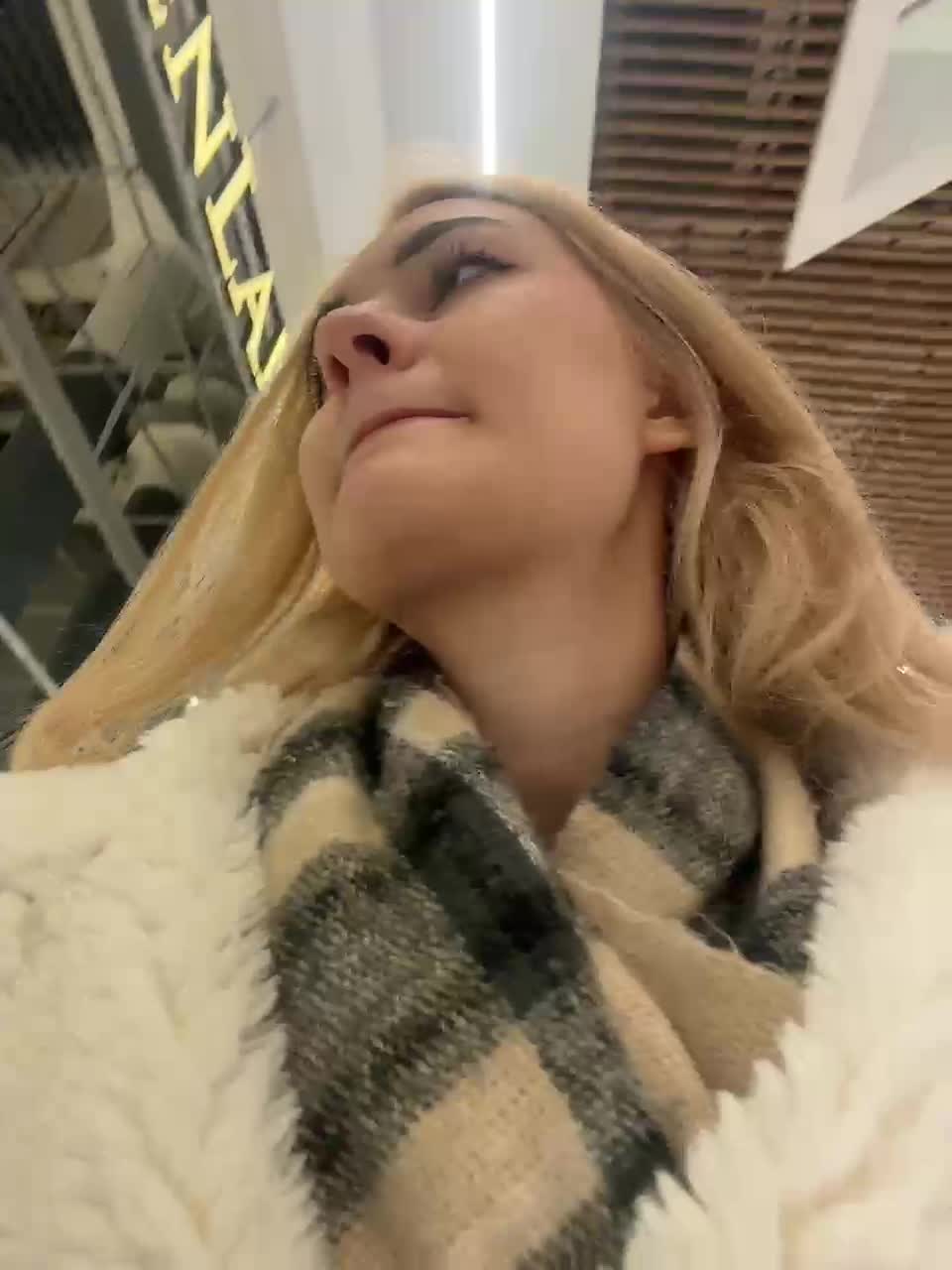 View or download file _lana_chester_ on 2024-10-22 from bongacams