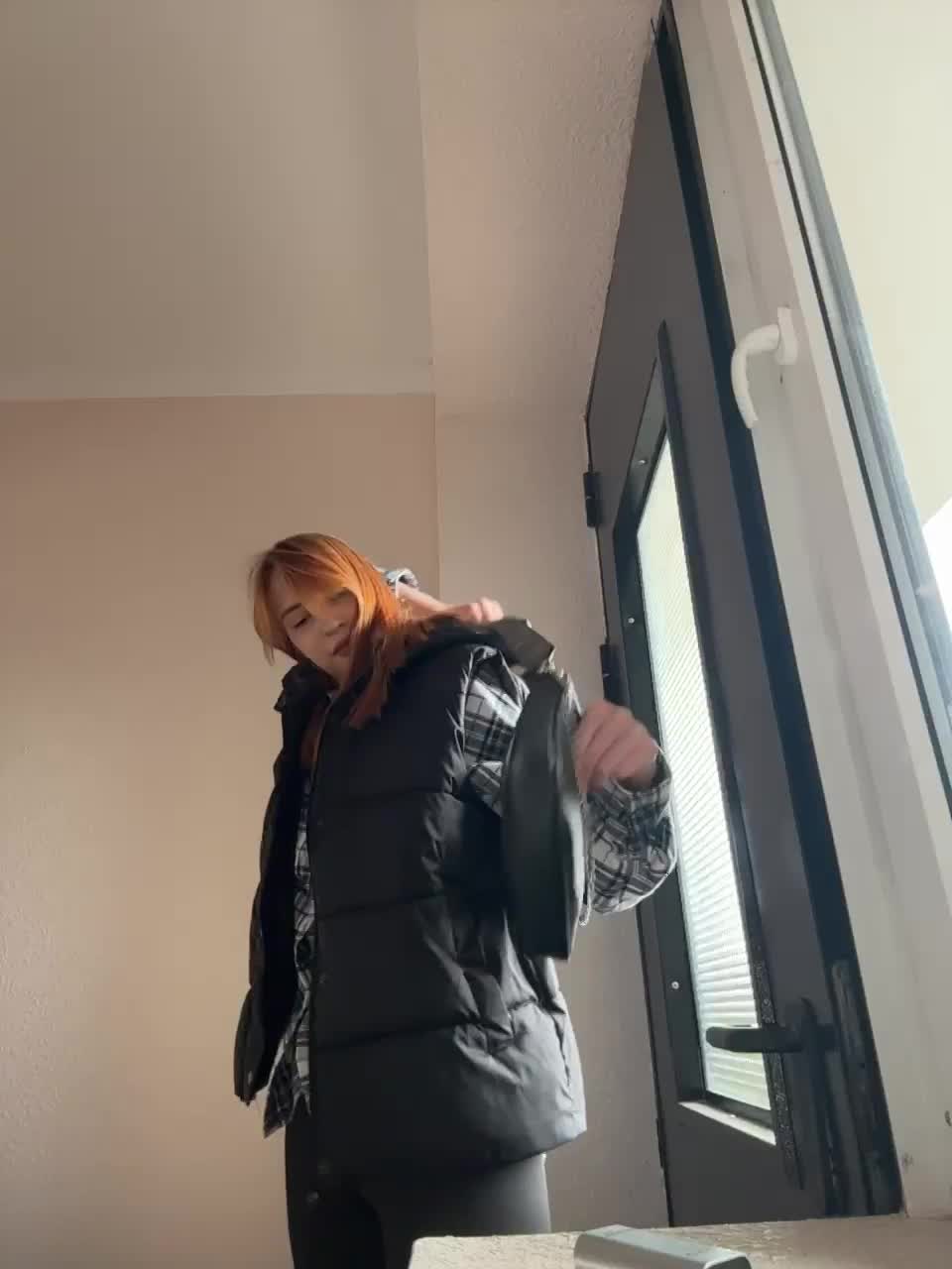 View or download file christi_candy on 2024-10-22 from bongacams