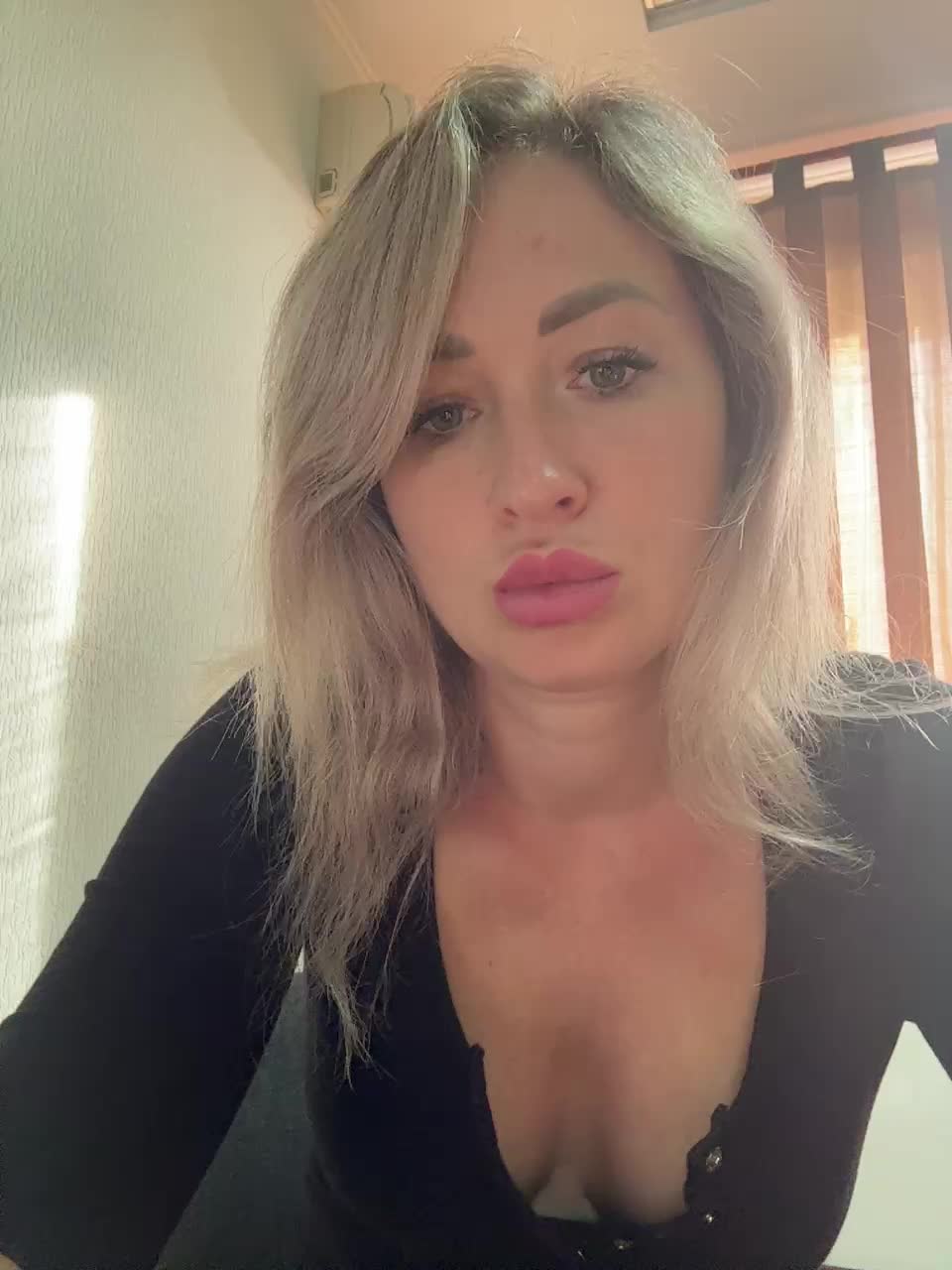 View or download file goddesssssss on 2024-10-22 from bongacams