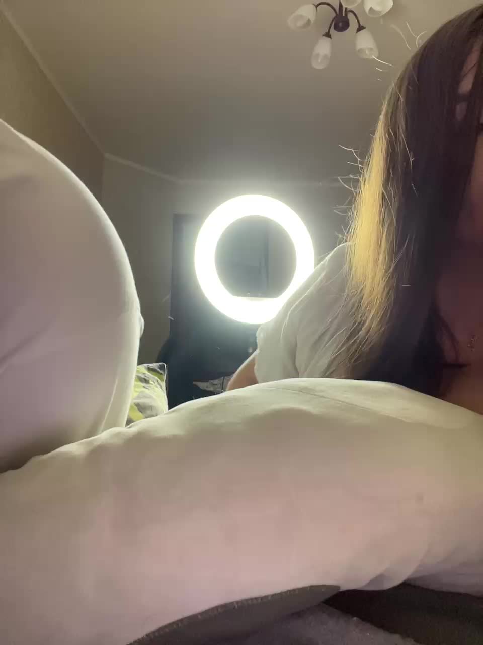 View or download file hellmor on 2024-10-22 from bongacams