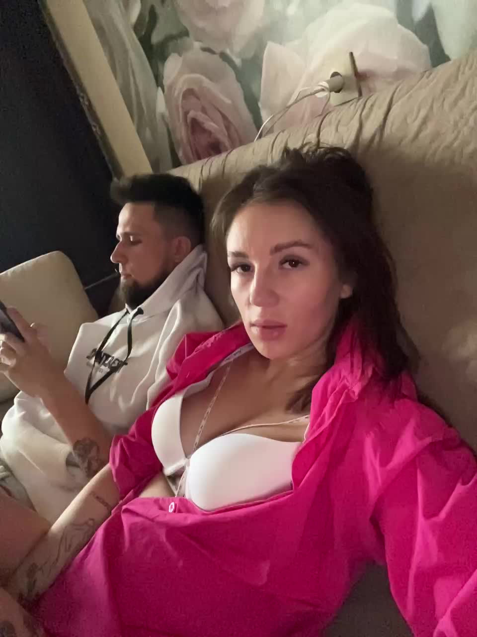 View or download file kaliss1599 on 2024-10-22 from bongacams