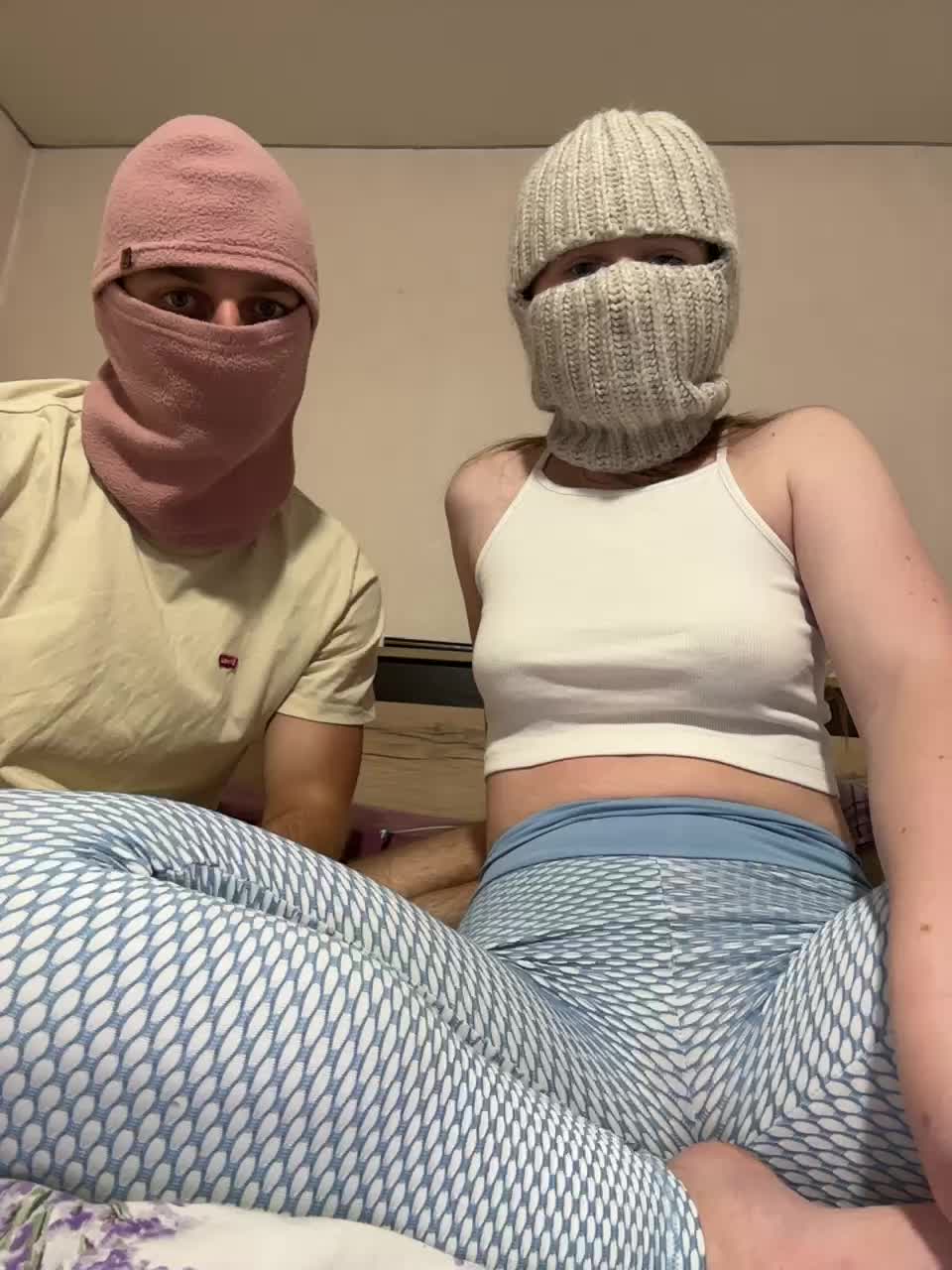 View or download file vladen564 on 2024-10-22 from bongacams