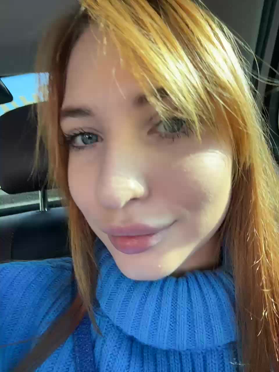 View or download file christi_candy on 2024-10-23 from bongacams