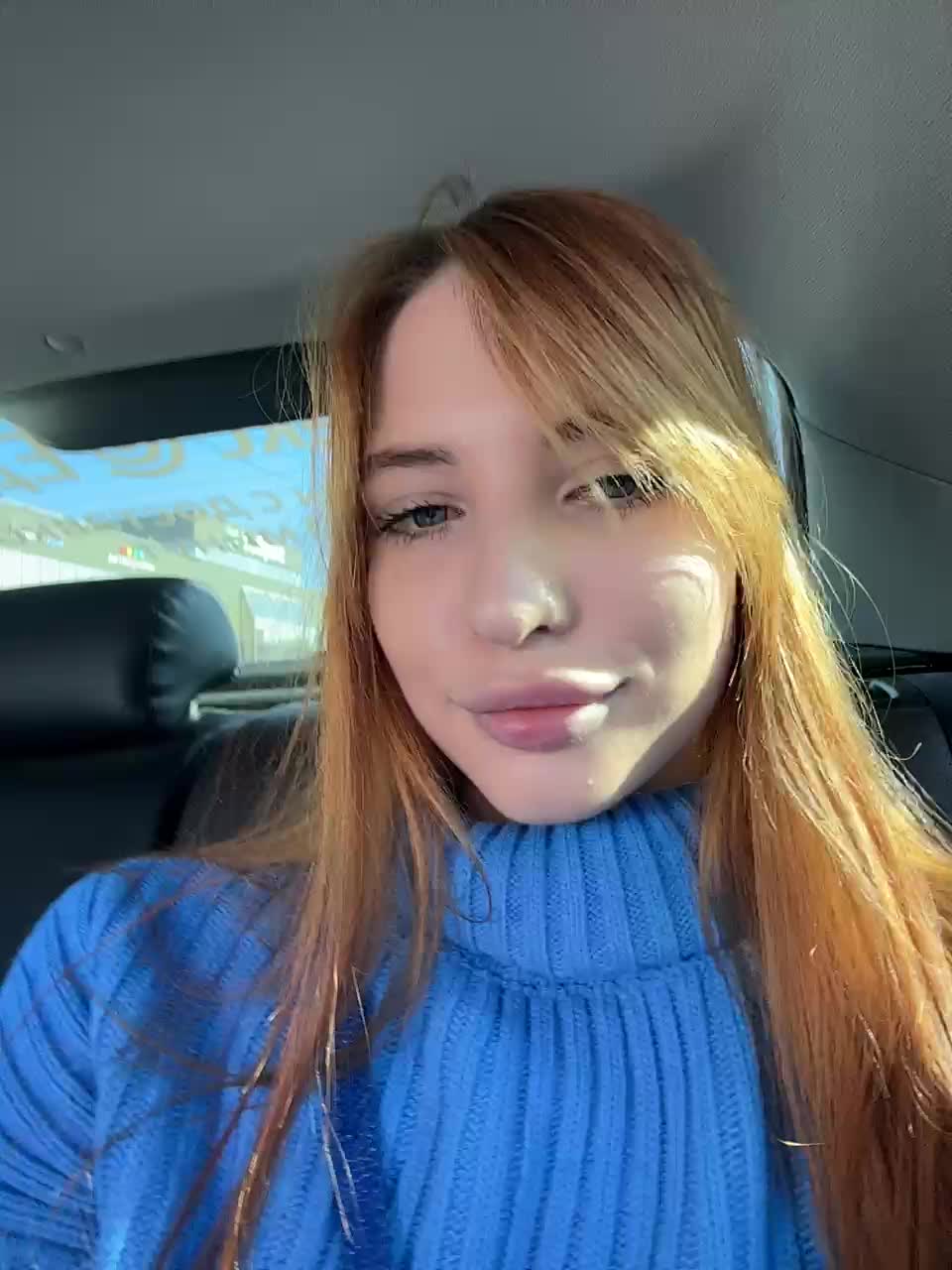 View or download file christi_candy on 2024-10-23 from bongacams