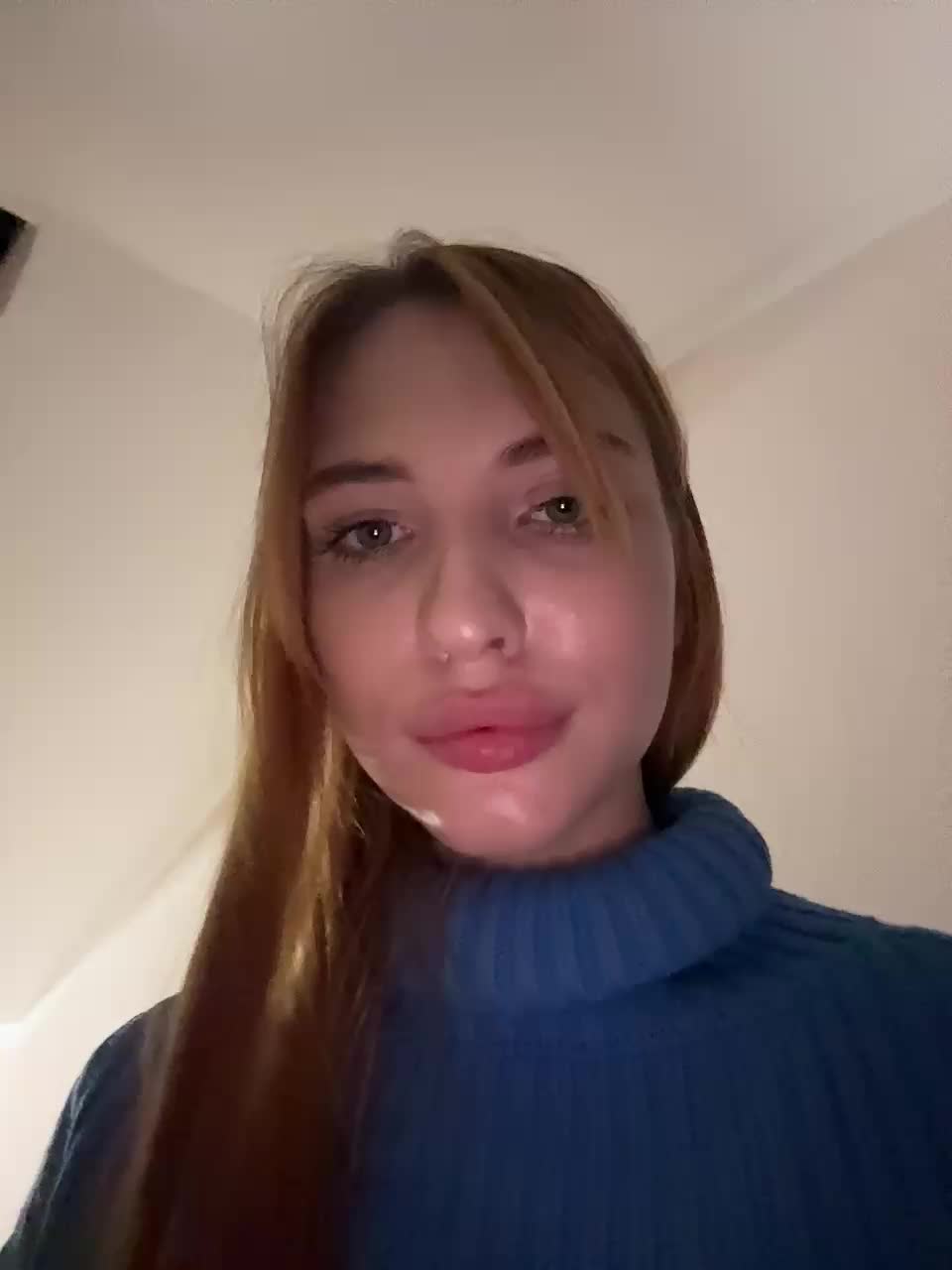 View or download file christi_candy on 2024-10-23 from bongacams