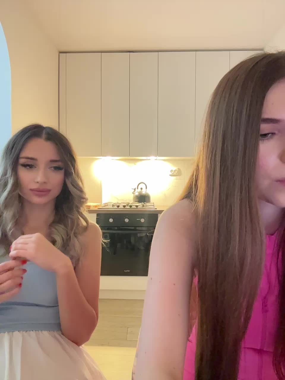 View or download file emilyandmira on 2024-10-23 from bongacams