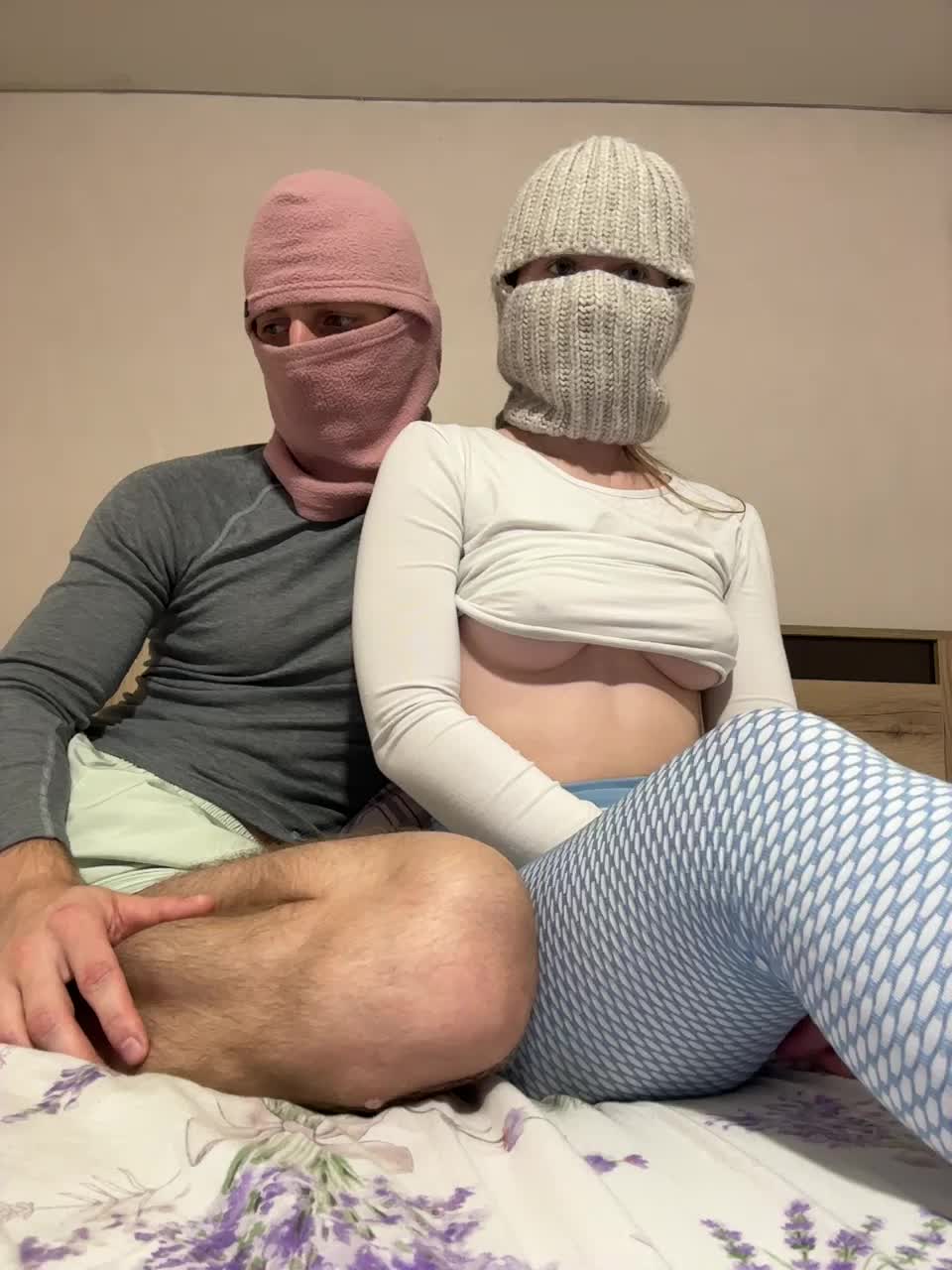 View or download file vladen564 on 2024-10-23 from bongacams