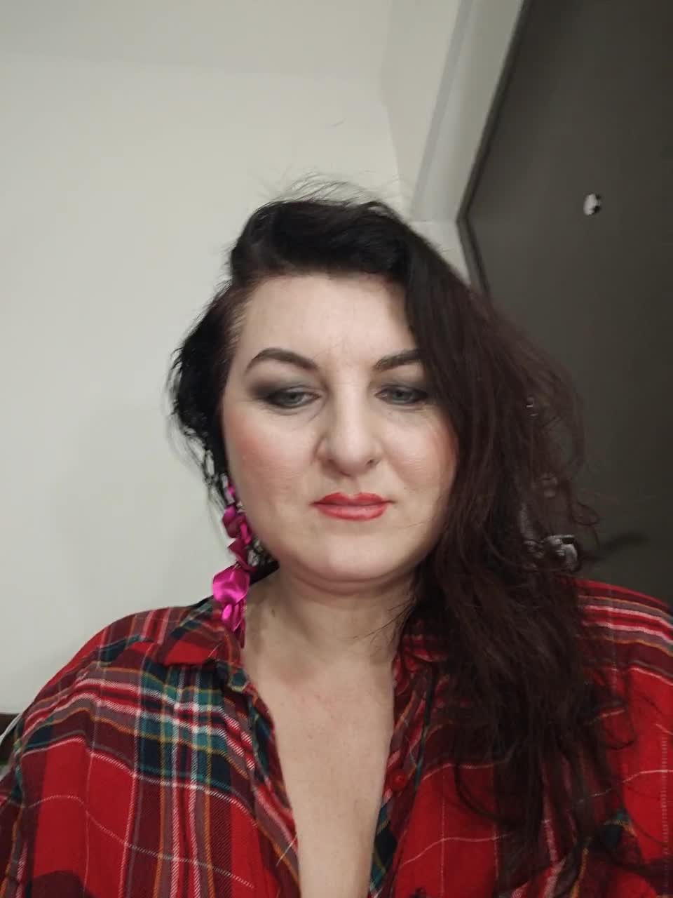View or download file wettigress on 2024-10-23 from bongacams