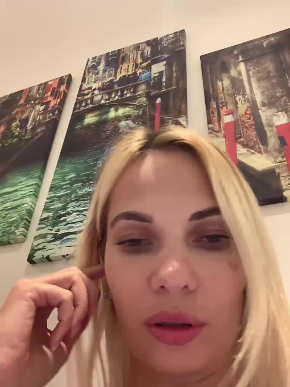 View or download file donordi on 2024-10-24 from bongacams