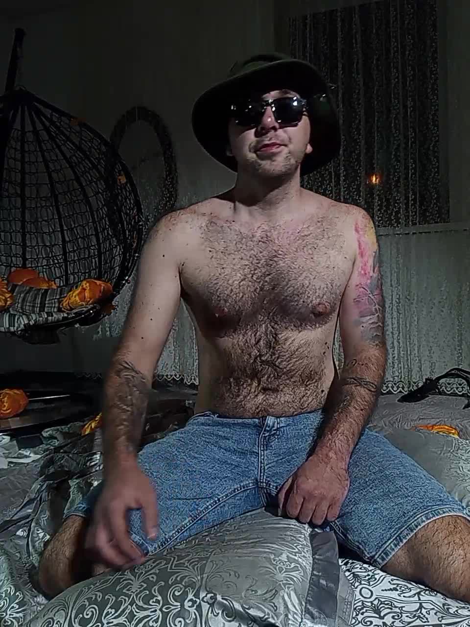 View or download file mycreampiewife on 2024-10-24 from bongacams