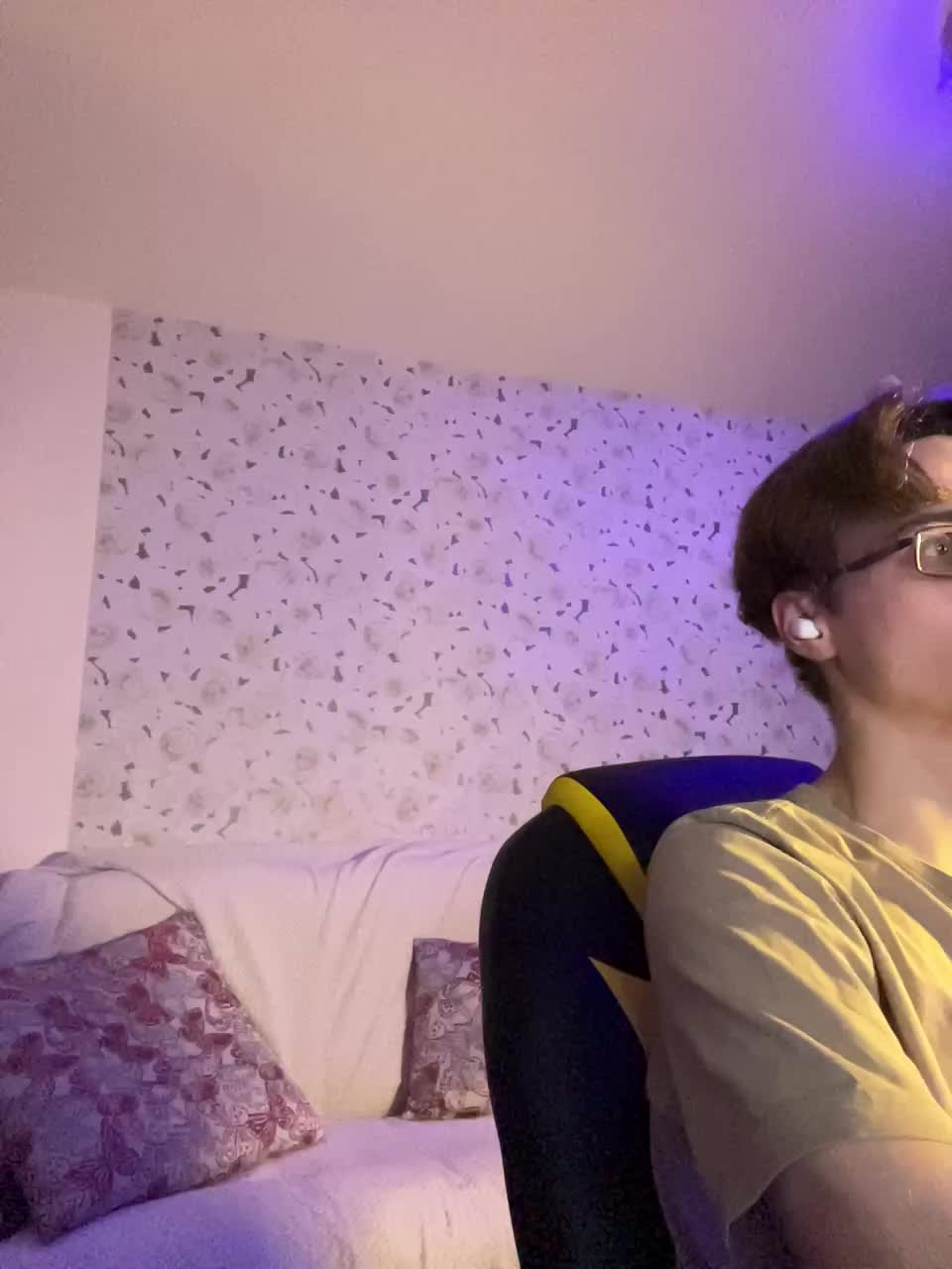 View or download file shrimprolls on 2024-10-24 from bongacams