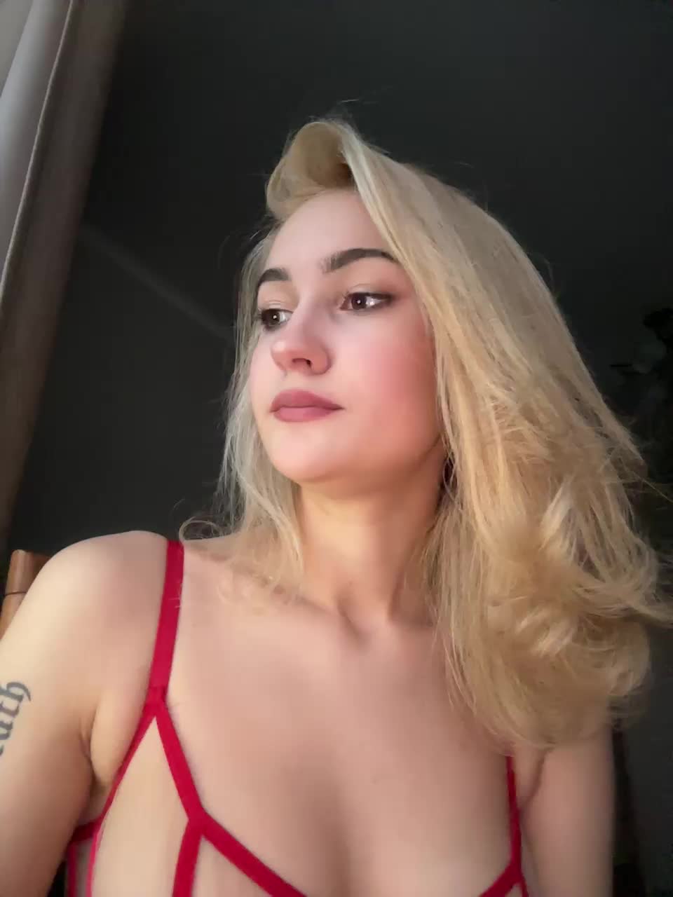 View or download file _lana_chester_ on 2024-10-25 from bongacams