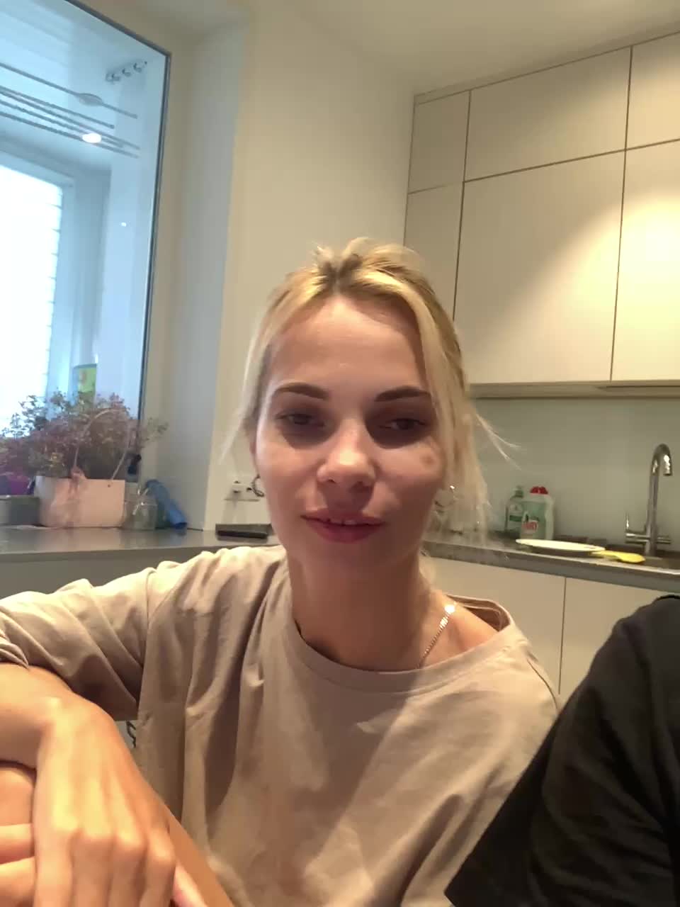 View or download file donordi on 2024-10-25 from bongacams