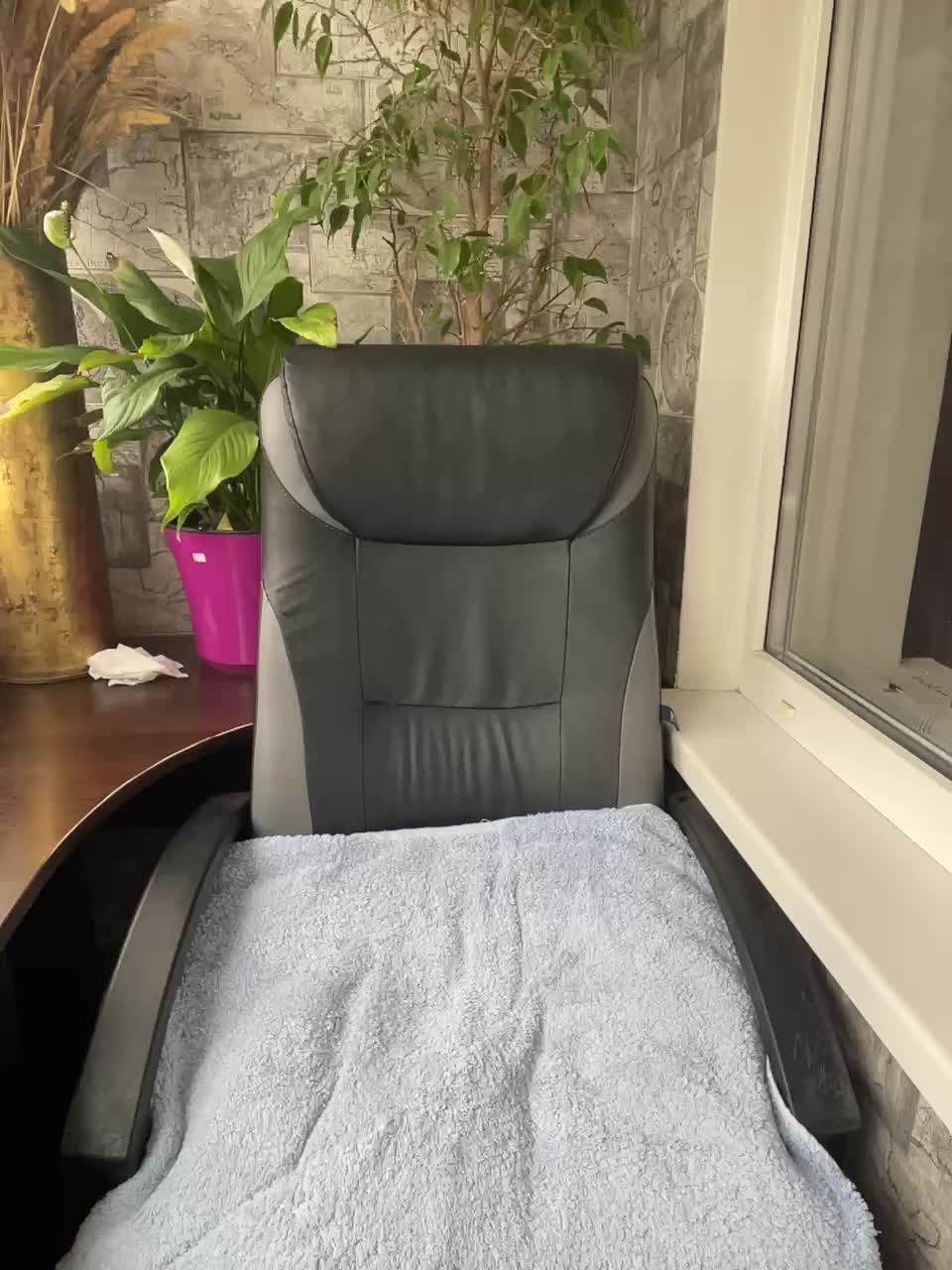 View or download file madelynn on 2024-10-25 from bongacams