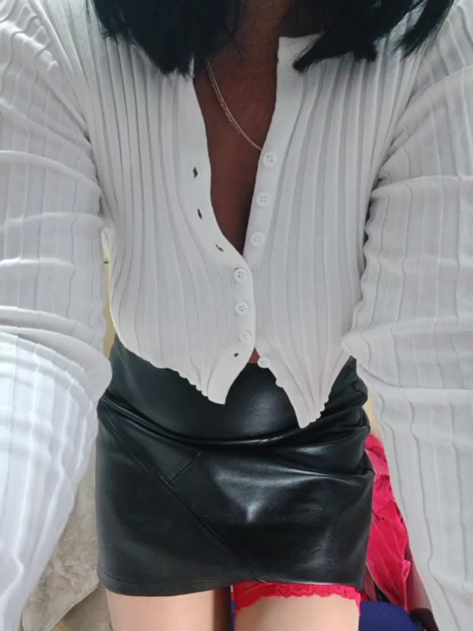 View or download file diva_mila on 2024-10-26 from bongacams